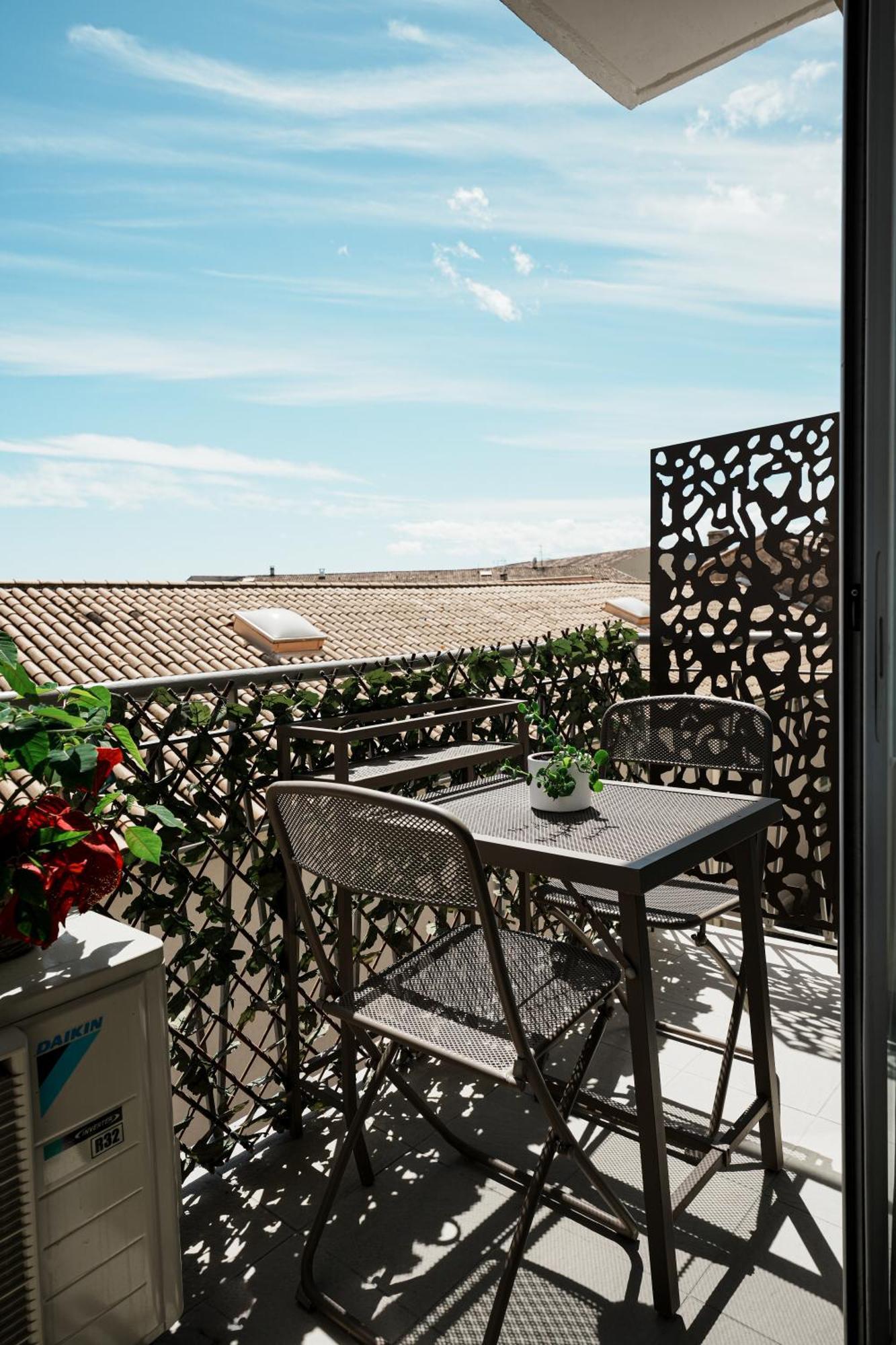 Апартаменты T3 Cosy Et Lumineux Avec Garage A 2 Pas Du Centre ! Ним Экстерьер фото